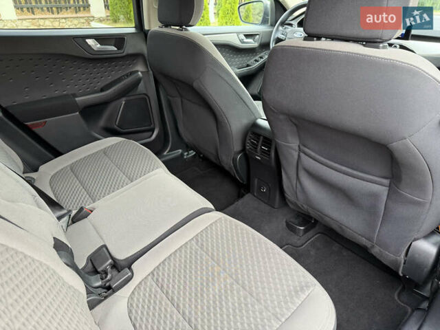Форд Эскейп 2020 в Киеве на Automoto.ua Серый Форд Эскейп, объемом двигателя 1.5 л и пробегом 124 тыс. км за 14950 $, фото 39 на Automoto.ua