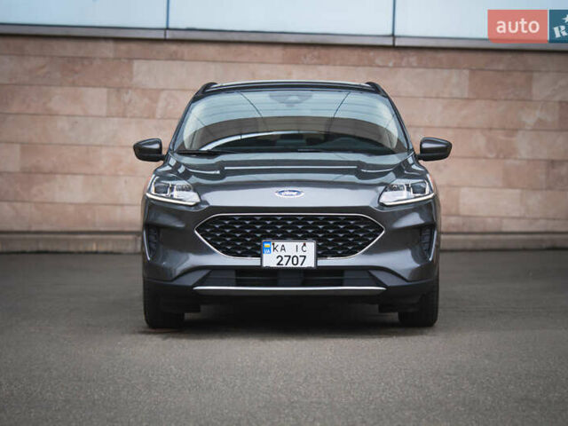 Серый Форд Эскейп, объемом двигателя 1.5 л и пробегом 49 тыс. км за 18600 $, фото 6 на Automoto.ua