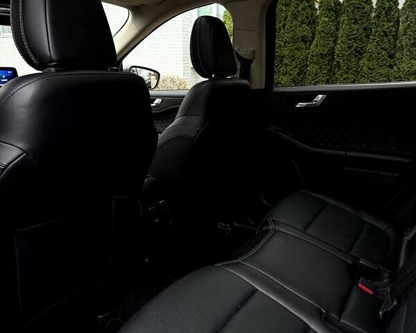 Серый Форд Эскейп, объемом двигателя 2.49 л и пробегом 81 тыс. км за 22990 $, фото 13 на Automoto.ua