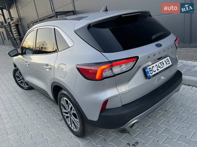 Серый Форд Эскейп, объемом двигателя 1.5 л и пробегом 115 тыс. км за 15500 $, фото 10 на Automoto.ua