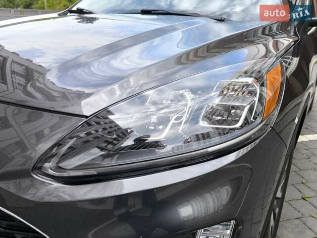 Серый Форд Эскейп, объемом двигателя 2.5 л и пробегом 196 тыс. км за 19450 $, фото 63 на Automoto.ua