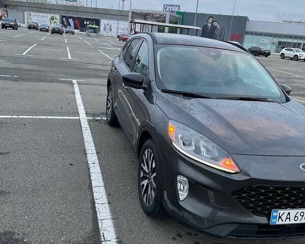 Серый Форд Эскейп, объемом двигателя 2.49 л и пробегом 127 тыс. км за 18800 $, фото 7 на Automoto.ua