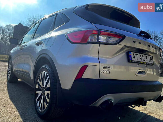 Форд Эскейп 2020 в Киеве на Automoto.ua Серый Форд Эскейп, объемом двигателя 2 л и пробегом 62 тыс. км за 17900 $, фото 2 на Automoto.ua