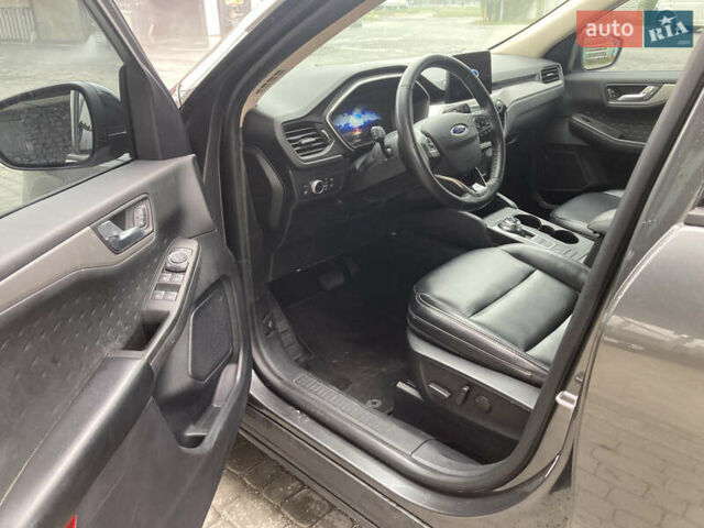 Форд Эскейп 2020 в Харькове на Automoto.ua Серый Форд Эскейп, объемом двигателя 2.49 л и пробегом 97 тыс. км за 20700 $, фото 12 на Automoto.ua