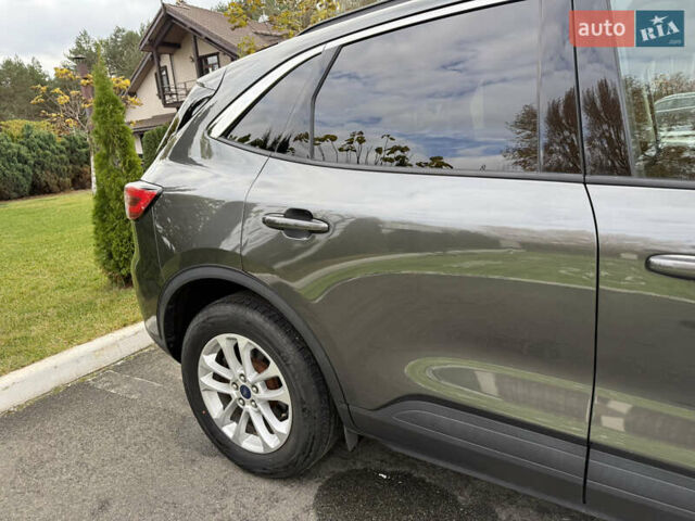 Форд Эскейп 2020 в Киеве на Automoto.ua Серый Форд Эскейп, объемом двигателя 1.5 л и пробегом 124 тыс. км за 14950 $, фото 14 на Automoto.ua