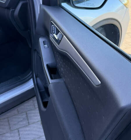 Сірий Форд Ескейп, об'ємом двигуна 1.5 л та пробігом 40 тис. км за 16999 $, фото 22 на Automoto.ua