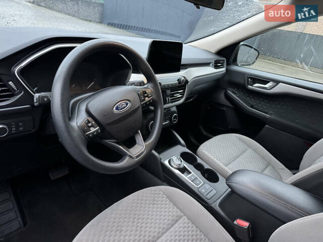 Сірий Форд Ескейп, об'ємом двигуна 1.5 л та пробігом 89 тис. км за 15850 $, фото 8 на Automoto.ua