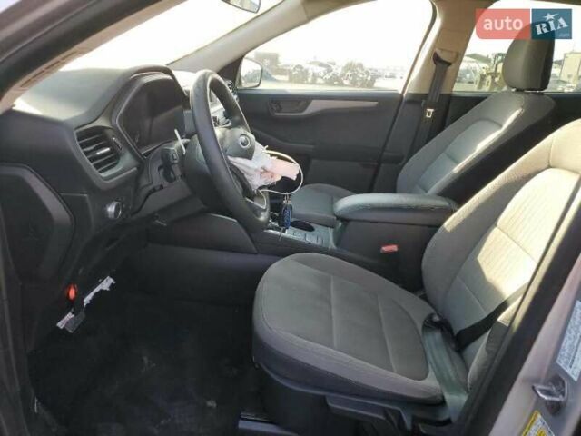 Сірий Форд Ескейп, об'ємом двигуна 1.5 л та пробігом 126 тис. км за 8000 $, фото 12 на Automoto.ua