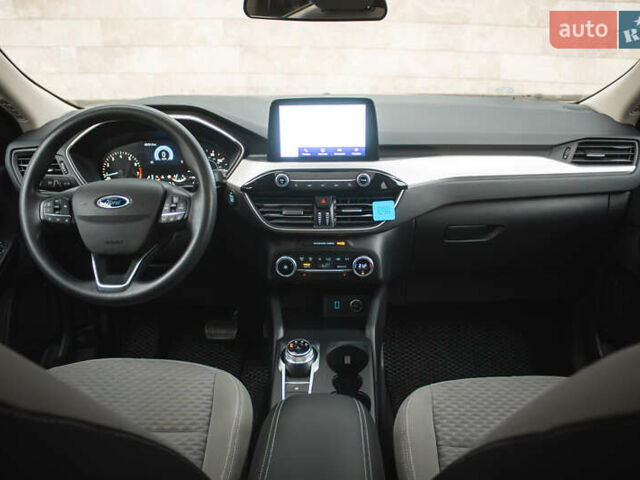 Серый Форд Эскейп, объемом двигателя 1.5 л и пробегом 49 тыс. км за 18600 $, фото 12 на Automoto.ua