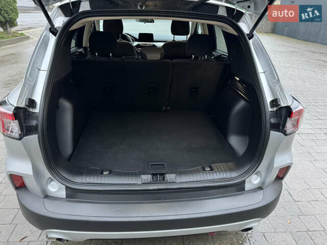 Сірий Форд Ескейп, об'ємом двигуна 1.5 л та пробігом 89 тис. км за 15850 $, фото 14 на Automoto.ua