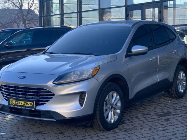 Форд Эскейп 2020 в Ивано-Франковске на Automoto.ua Серый Форд Эскейп, объемом двигателя 1.5 л и пробегом 100 тыс. км за 16300 $, фото 2 на Automoto.ua