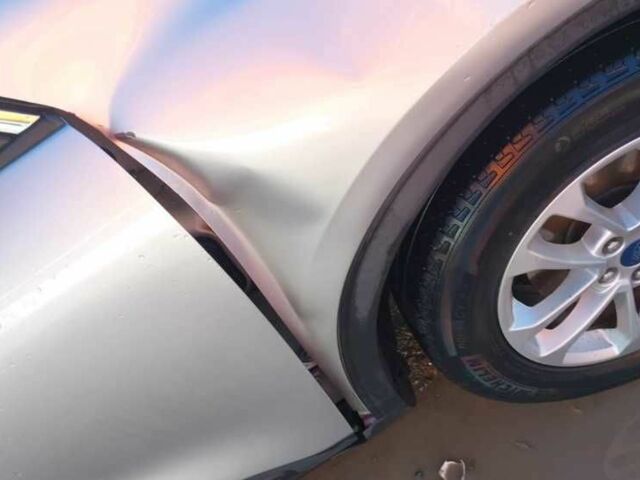 Серый Форд Эскейп, объемом двигателя 1.5 л и пробегом 64 тыс. км за 10500 $, фото 17 на Automoto.ua