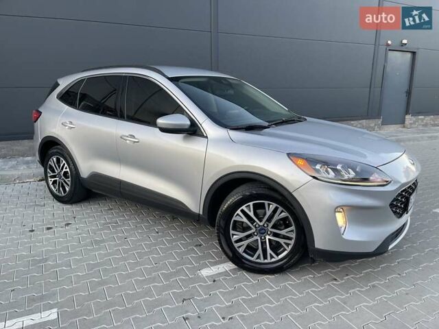 Серый Форд Эскейп, объемом двигателя 1.5 л и пробегом 115 тыс. км за 15500 $, фото 66 на Automoto.ua