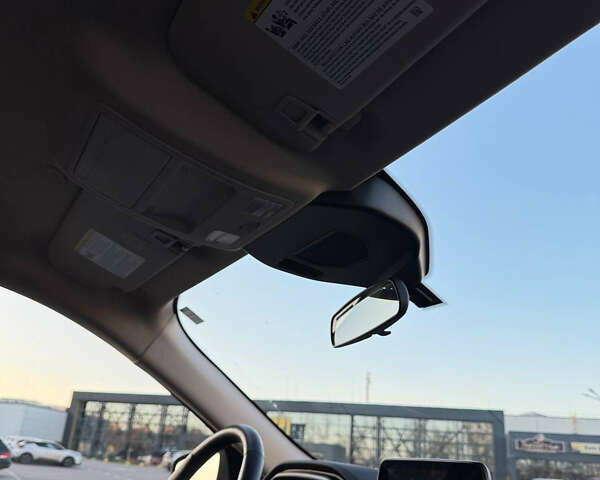 Сірий Форд Ескейп, об'ємом двигуна 2 л та пробігом 201 тис. км за 22000 $, фото 4 на Automoto.ua