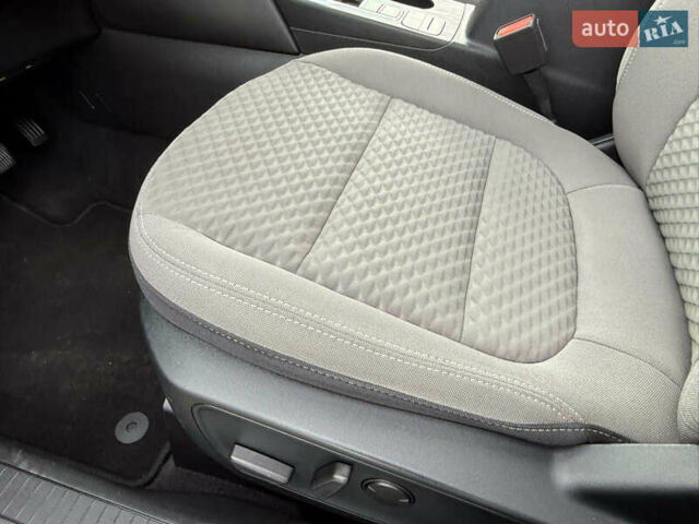 Сірий Форд Ескейп, об'ємом двигуна 1.5 л та пробігом 116 тис. км за 14000 $, фото 39 на Automoto.ua