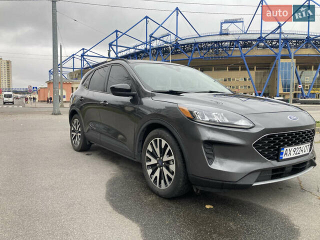 Форд Эскейп 2020 в Харькове на Automoto.ua Серый Форд Эскейп, объемом двигателя 2.49 л и пробегом 97 тыс. км за 20700 $, фото 1 на Automoto.ua