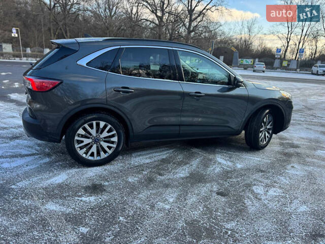 Серый Форд Эскейп, объемом двигателя 2 л и пробегом 41 тыс. км за 19900 $, фото 21 на Automoto.ua