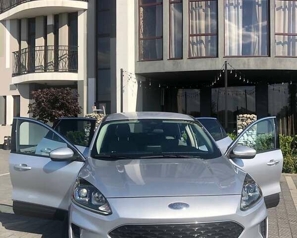 Серый Форд Эскейп, объемом двигателя 1.5 л и пробегом 18 тыс. км за 17900 $, фото 32 на Automoto.ua