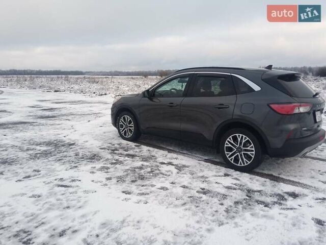 Серый Форд Эскейп, объемом двигателя 1.5 л и пробегом 10 тыс. км за 18500 $, фото 9 на Automoto.ua