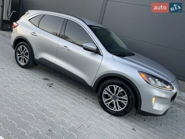 Серый Форд Эскейп, объемом двигателя 1.5 л и пробегом 115 тыс. км за 15500 $, фото 20 на Automoto.ua