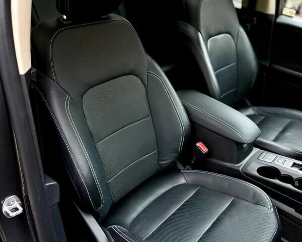 Серый Форд Эскейп, объемом двигателя 2.49 л и пробегом 81 тыс. км за 22990 $, фото 17 на Automoto.ua