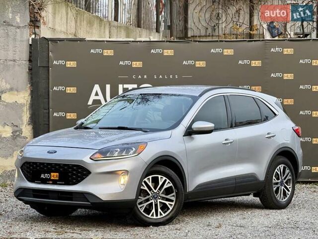 Сірий Форд Ескейп, об'ємом двигуна 1.5 л та пробігом 115 тис. км за 18000 $, фото 3 на Automoto.ua