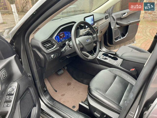 Серый Форд Эскейп, объемом двигателя 2 л и пробегом 51 тыс. км за 18999 $, фото 27 на Automoto.ua