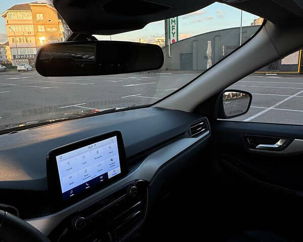 Сірий Форд Ескейп, об'ємом двигуна 2 л та пробігом 201 тис. км за 22000 $, фото 9 на Automoto.ua