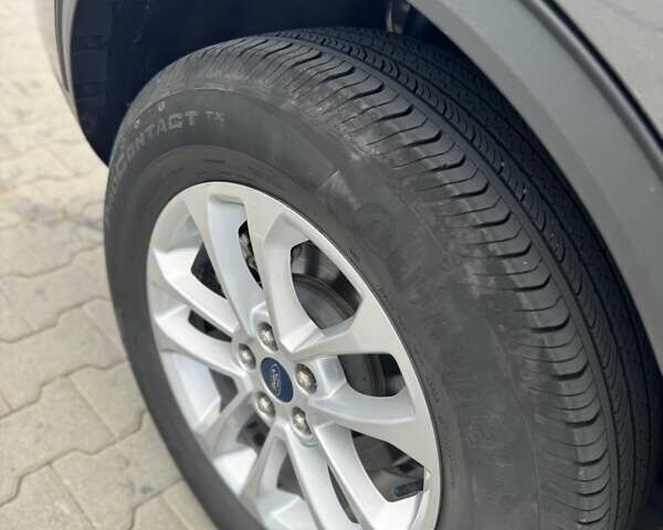 Серый Форд Эскейп, объемом двигателя 1.5 л и пробегом 41 тыс. км за 19900 $, фото 18 на Automoto.ua