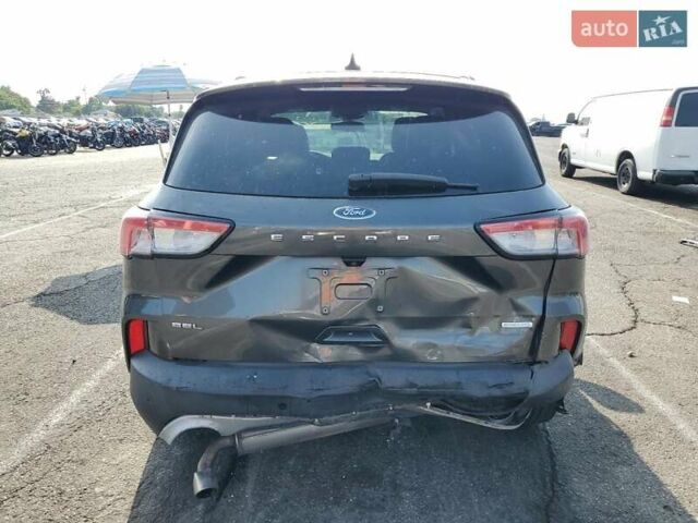 Серый Форд Эскейп, объемом двигателя 0 л и пробегом 118 тыс. км за 2500 $, фото 2 на Automoto.ua