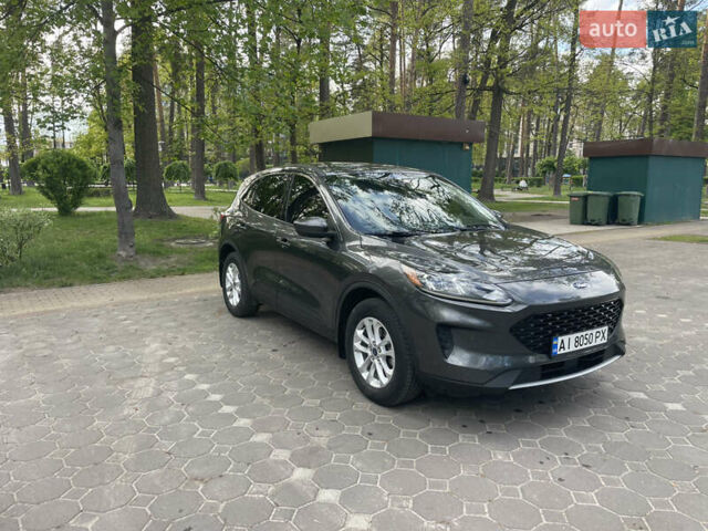 Серый Форд Эскейп, объемом двигателя 1.5 л и пробегом 156 тыс. км за 15999 $, фото 3 на Automoto.ua