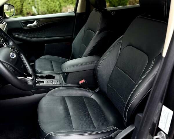 Серый Форд Эскейп, объемом двигателя 2.49 л и пробегом 81 тыс. км за 22990 $, фото 15 на Automoto.ua