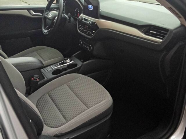 Серый Форд Эскейп, объемом двигателя 1.5 л и пробегом 109 тыс. км за 16500 $, фото 21 на Automoto.ua