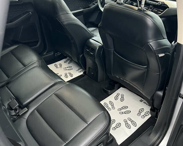 Сірий Форд Ескейп, об'ємом двигуна 2.5 л та пробігом 62 тис. км за 20300 $, фото 14 на Automoto.ua