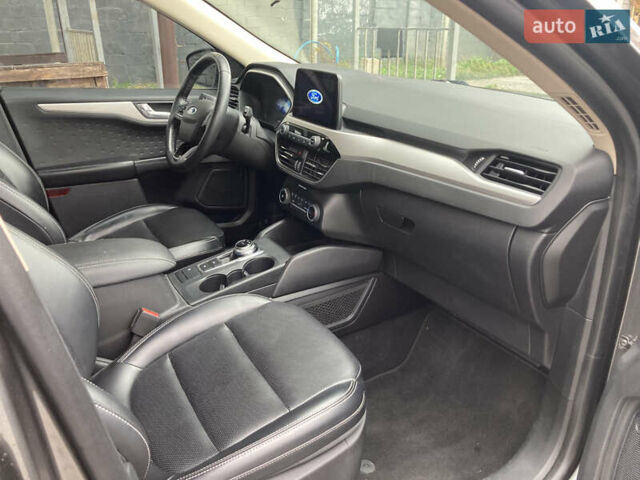 Форд Эскейп 2020 в Харькове на Automoto.ua Серый Форд Эскейп, объемом двигателя 2.49 л и пробегом 97 тыс. км за 20700 $, фото 9 на Automoto.ua