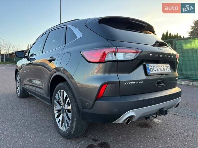 Серый Форд Эскейп, объемом двигателя 2 л и пробегом 49 тыс. км за 18250 $, фото 18 на Automoto.ua