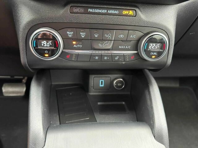 Серый Форд Эскейп, объемом двигателя 2 л и пробегом 39 тыс. км за 11000 $, фото 13 на Automoto.ua