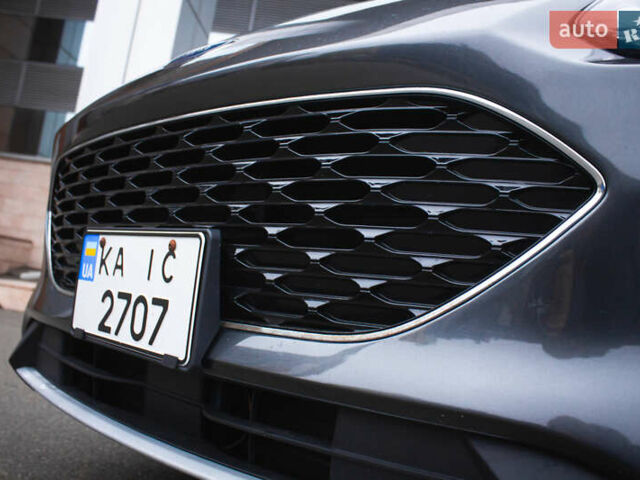 Серый Форд Эскейп, объемом двигателя 1.5 л и пробегом 49 тыс. км за 18600 $, фото 34 на Automoto.ua