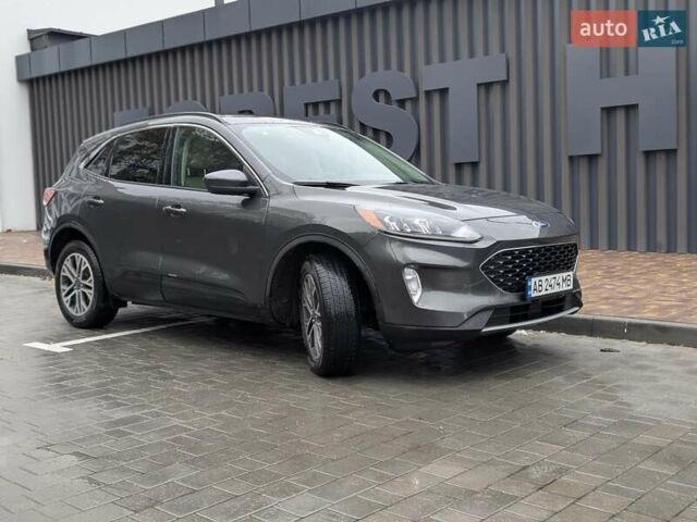 Форд Ескейп 2020 у Вінниці на Automoto.ua Сірий Форд Ескейп, об'ємом двигуна 1.5 л та пробігом 67 тис. км за 18500 $, фото 2 на Automoto.ua