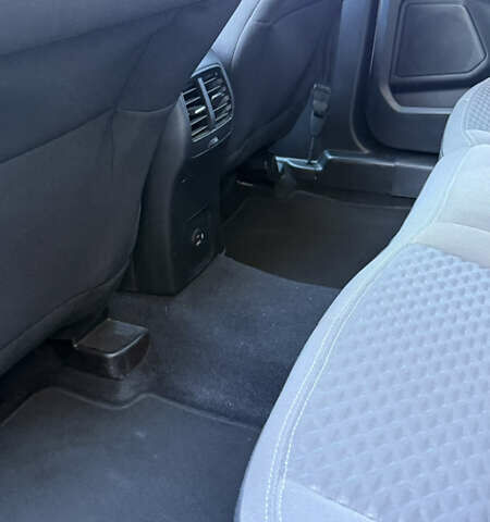 Сірий Форд Ескейп, об'ємом двигуна 1.5 л та пробігом 40 тис. км за 16999 $, фото 18 на Automoto.ua