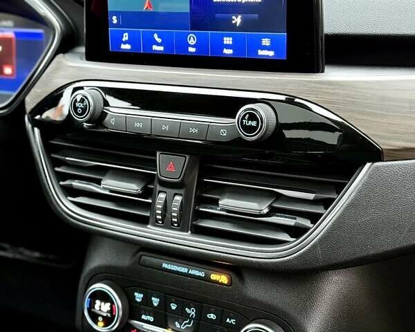 Серый Форд Эскейп, объемом двигателя 2.49 л и пробегом 81 тыс. км за 22990 $, фото 24 на Automoto.ua