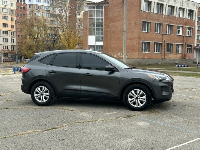 Серый Форд Эскейп, объемом двигателя 1.5 л и пробегом 52 тыс. км за 10999 $, фото 2 на Automoto.ua