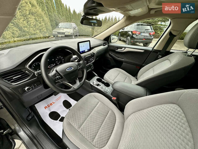 Серый Форд Эскейп, объемом двигателя 1.5 л и пробегом 93 тыс. км за 15200 $, фото 6 на Automoto.ua