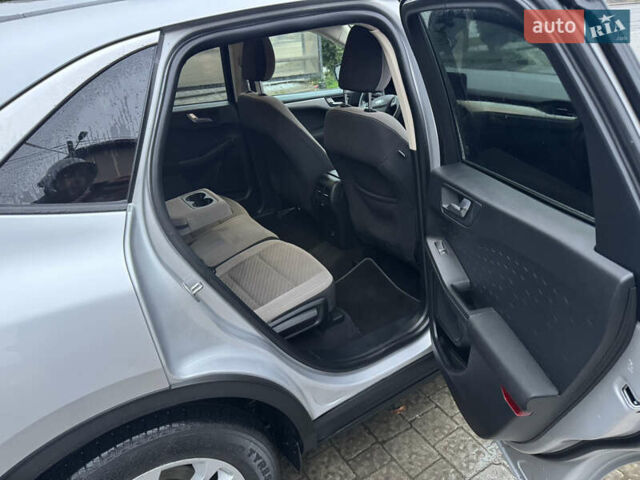 Сірий Форд Ескейп, об'ємом двигуна 1.5 л та пробігом 89 тис. км за 15850 $, фото 9 на Automoto.ua