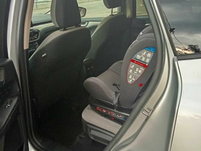 Серый Форд Эскейп, объемом двигателя 1.5 л и пробегом 109 тыс. км за 16500 $, фото 17 на Automoto.ua