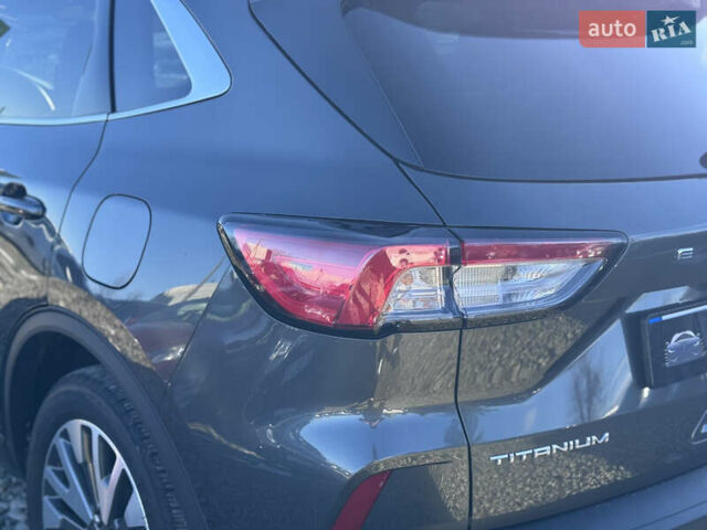 Сірий Форд Ескейп, об'ємом двигуна 2.5 л та пробігом 196 тис. км за 18999 $, фото 8 на Automoto.ua