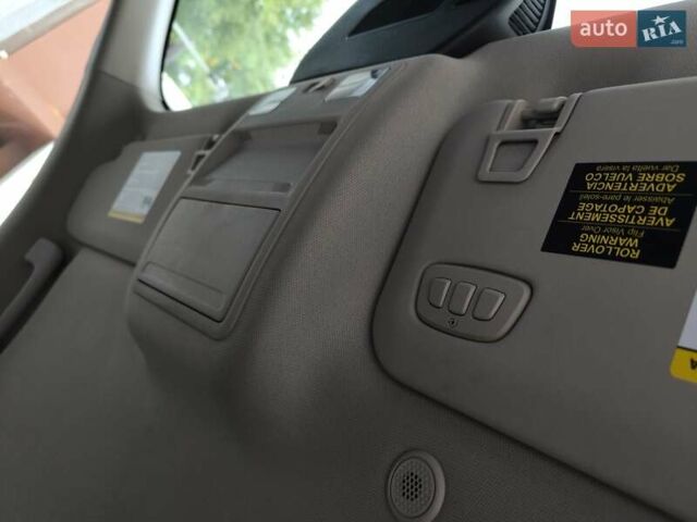 Серый Форд Эскейп, объемом двигателя 2.5 л и пробегом 196 тыс. км за 19950 $, фото 46 на Automoto.ua