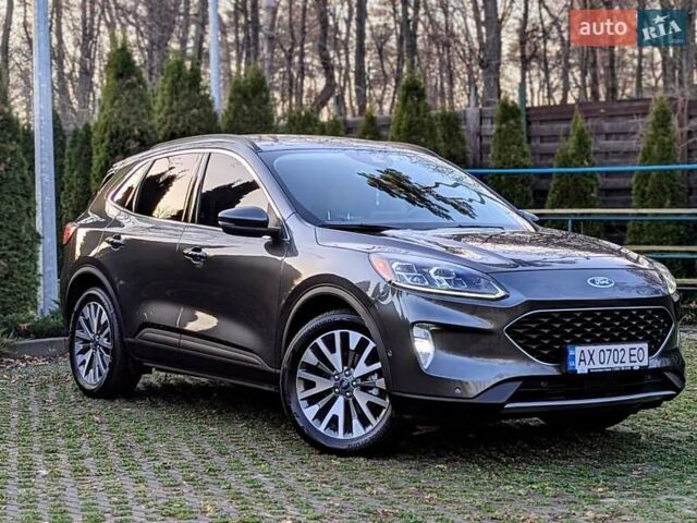 Сірий Форд Ескейп, об'ємом двигуна 2 л та пробігом 46 тис. км за 20900 $, фото 21 на Automoto.ua