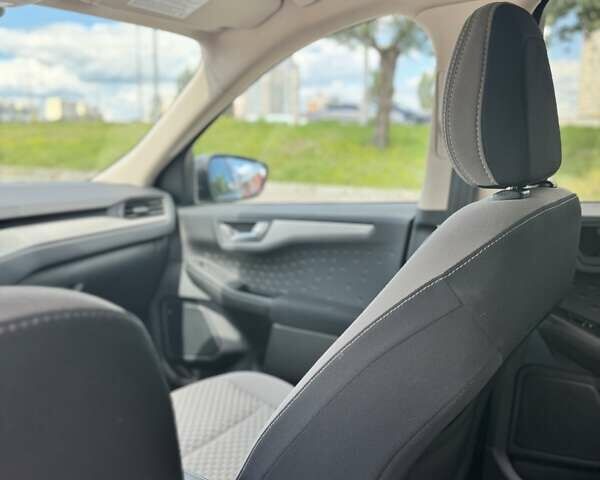 Серый Форд Эскейп, объемом двигателя 1.5 л и пробегом 41 тыс. км за 19900 $, фото 13 на Automoto.ua