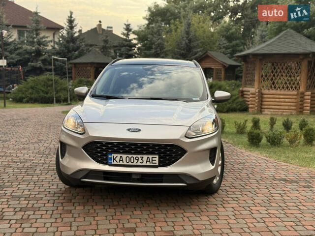 Сірий Форд Ескейп, об'ємом двигуна 1.5 л та пробігом 105 тис. км за 16999 $, фото 5 на Automoto.ua